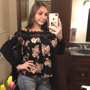 Meet your Posher, Bailey